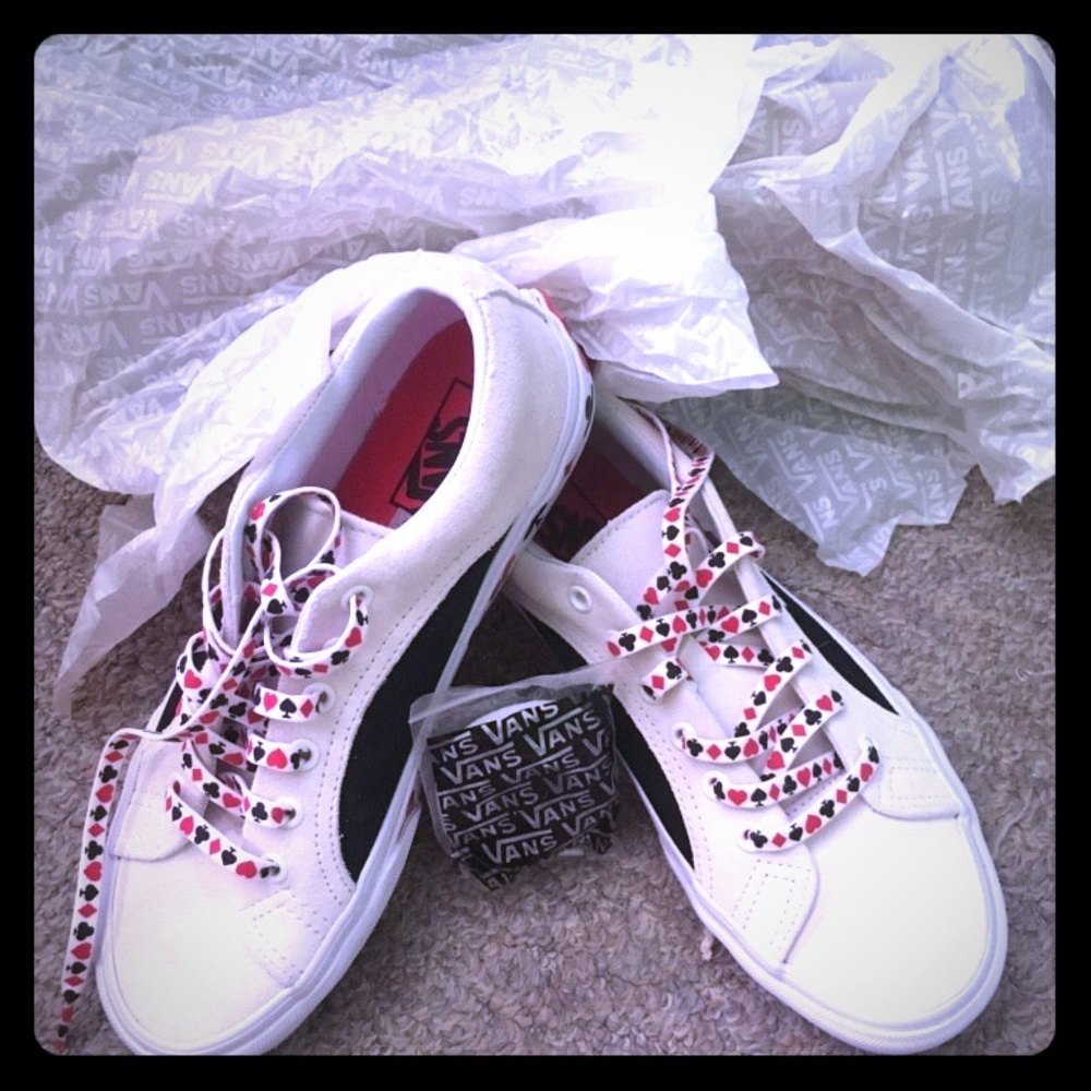 Size 8 women’s vans